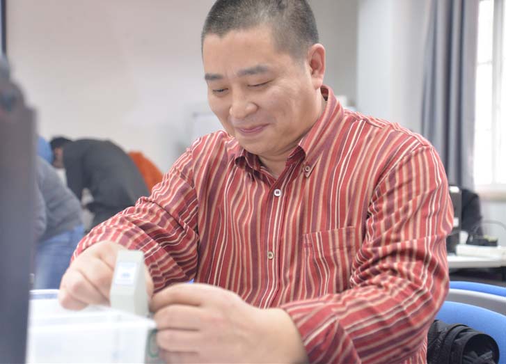 春风又绿江南岸 海峡同胞共品玉