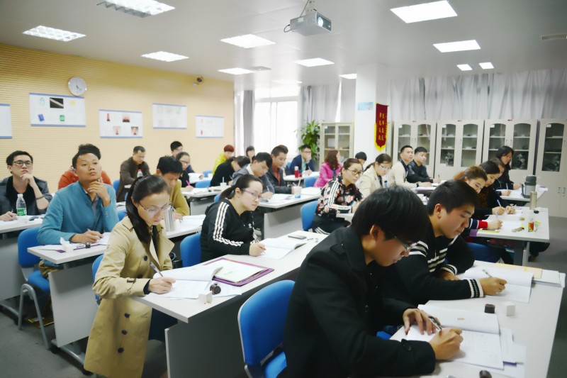 2015年翡翠鉴定与质量评价课程火热开讲啦