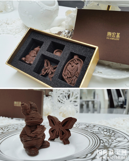 潮宏基(CHJ JEWELLERY)于6月18日在上海久光百货举办了首场2016/17彩金珠宝潮流趋势发布会 小新老师&Yuki乘坐专车前往发布会现场